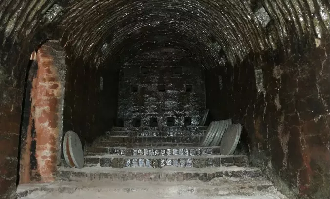 龙窑基地